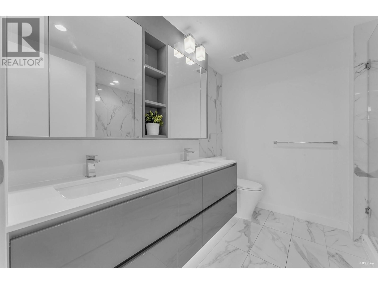 Listing Picture 19 of 36 : 507 2085 SKYLINE COURT, Burnaby / 本拿比 - 魯藝地產 Yvonne Lu Group - MLS Medallion Club Member