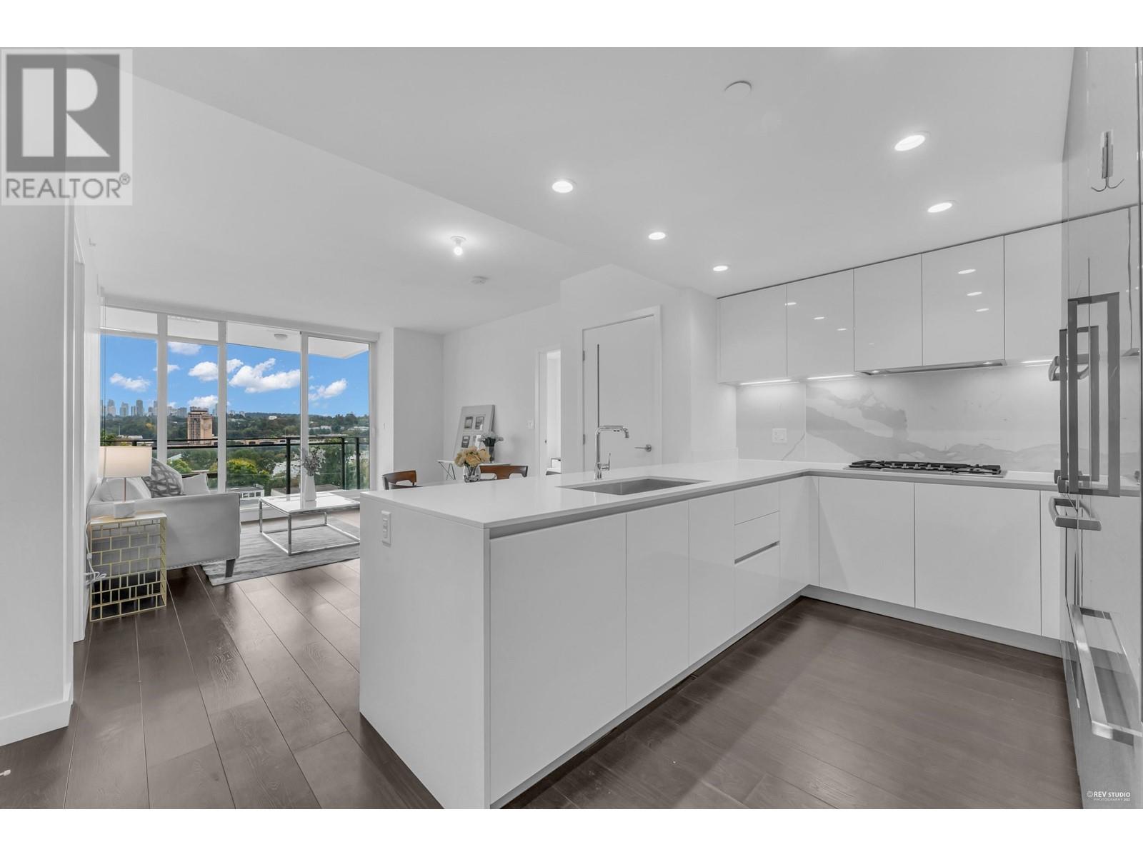 Listing Picture 15 of 36 : 507 2085 SKYLINE COURT, Burnaby / 本拿比 - 魯藝地產 Yvonne Lu Group - MLS Medallion Club Member