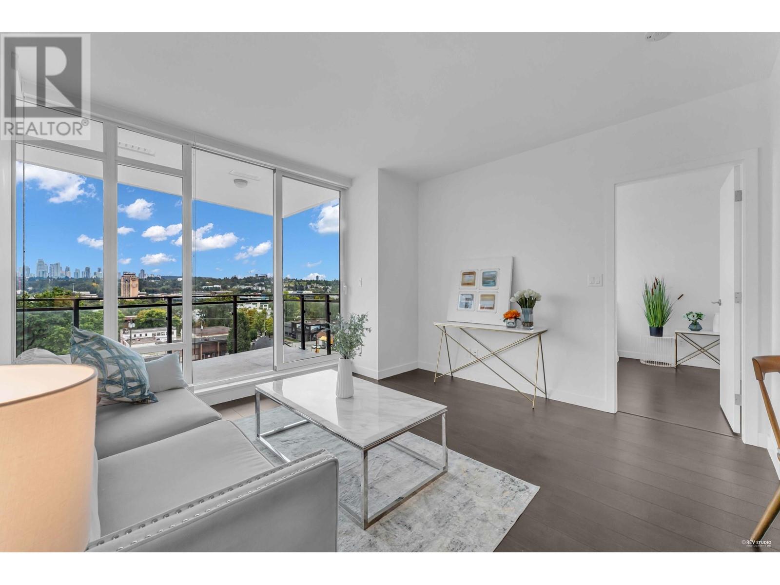 Listing Picture 4 of 36 : 507 2085 SKYLINE COURT, Burnaby / 本拿比 - 魯藝地產 Yvonne Lu Group - MLS Medallion Club Member