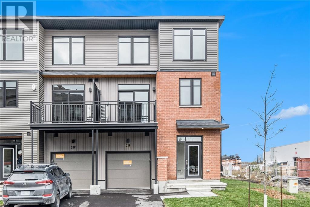 219 TUSSOCK PRIVATE Ottawa