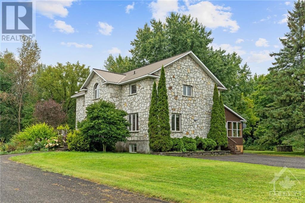 2062 Greys Creek Road, Ottawa, Ontario  K4P 1H7 - Photo 3 - 1409855
