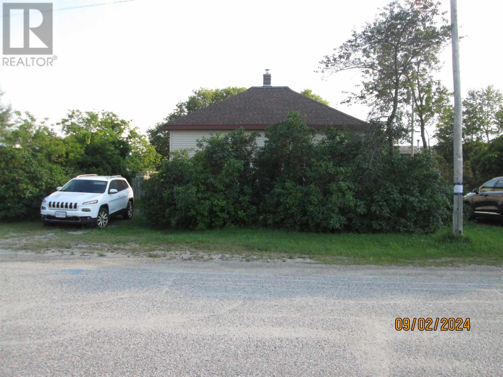 106 Garden Avenue, Ignace, Ontario  P0T 1T0 - Photo 2 - TB242817