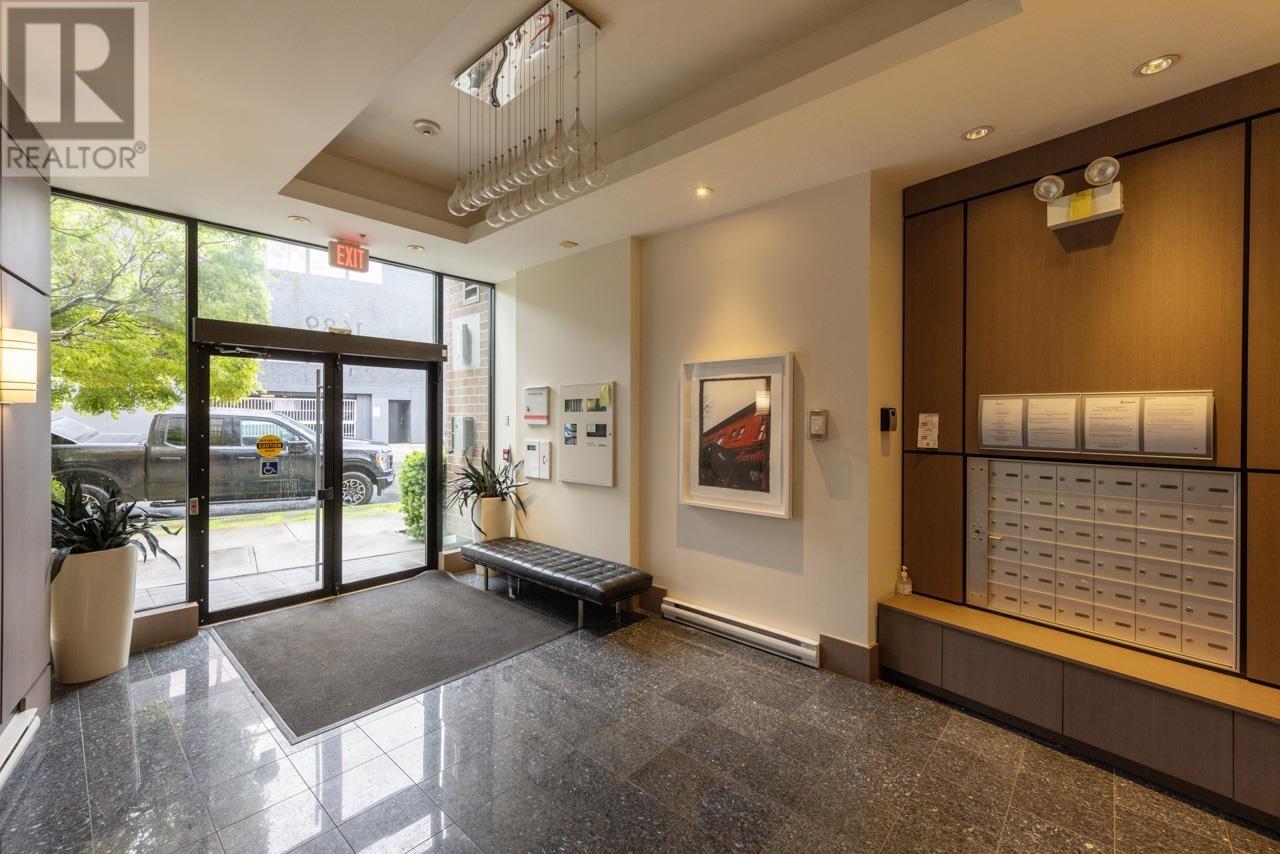 Ph5 1689 E 13th Avenue, Vancouver, British Columbia  V5N 0A5 - Photo 3 - R2921051