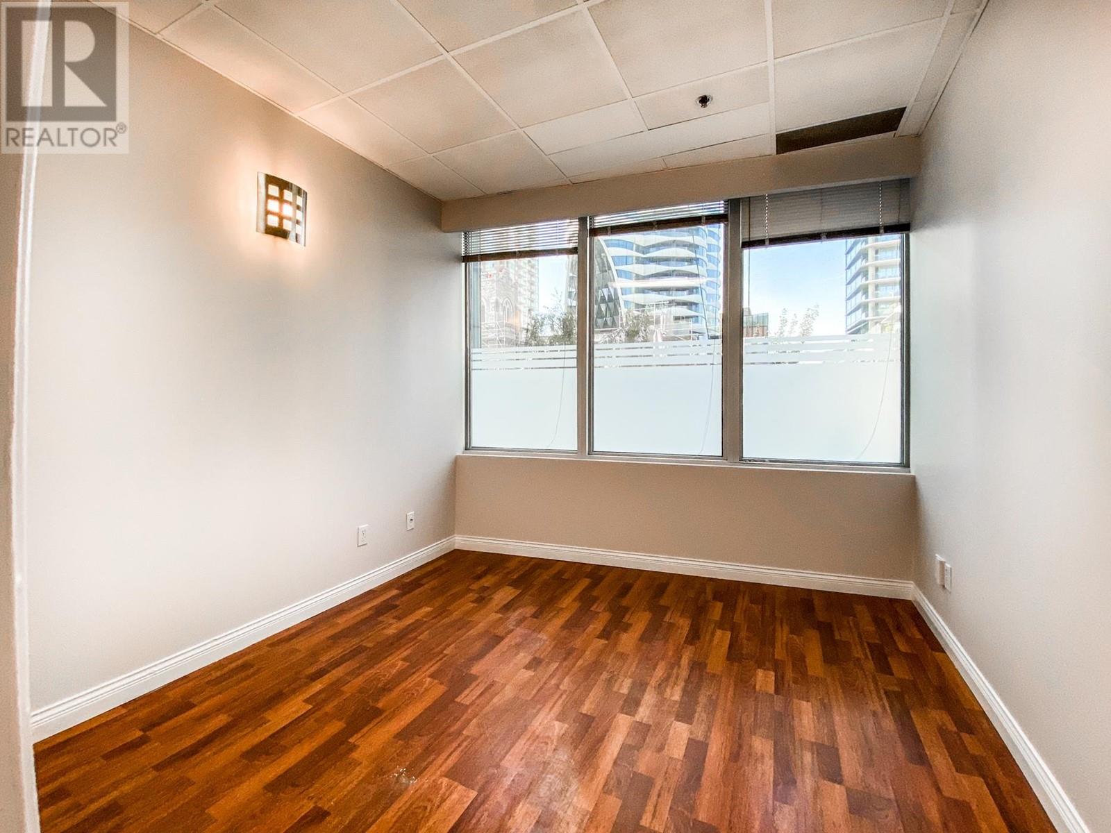 Listing Picture 5 of 13 : 253 970 BURRARD STREET, Vancouver / 溫哥華 - 魯藝地產 Yvonne Lu Group - MLS Medallion Club Member