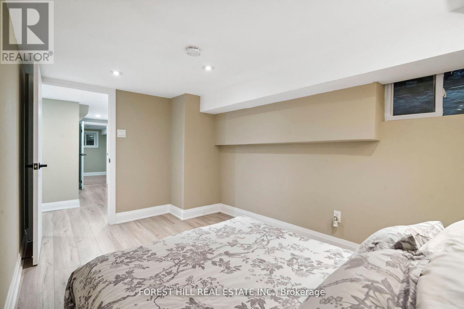 69 Seymour Avenue, Toronto (Blake-Jones), Ontario  M4J 3T6 - Photo 23 - E9299273