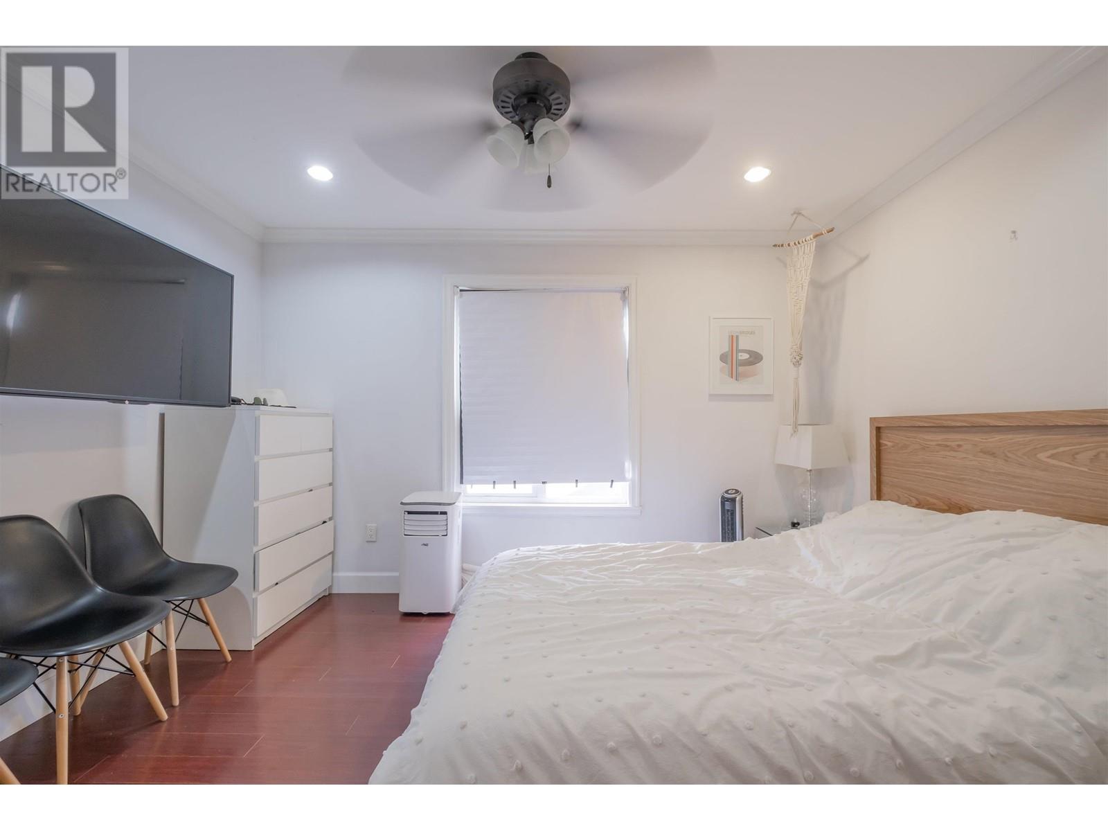 Listing Picture 11 of 22 : 3482 KNIGHT STREET, Vancouver / 溫哥華 - 魯藝地產 Yvonne Lu Group - MLS Medallion Club Member