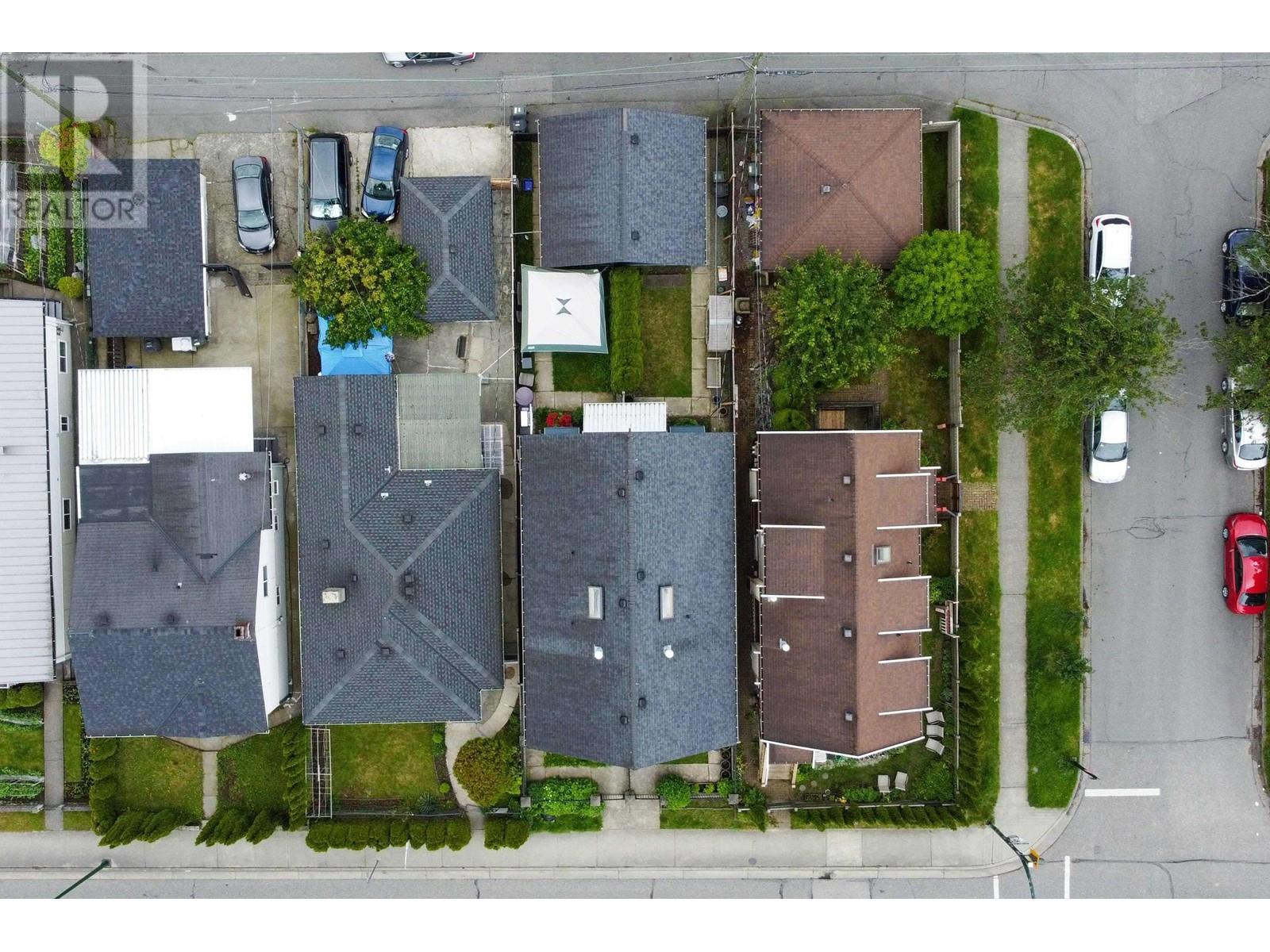 Listing Picture 21 of 22 : 3482 KNIGHT STREET, Vancouver / 溫哥華 - 魯藝地產 Yvonne Lu Group - MLS Medallion Club Member