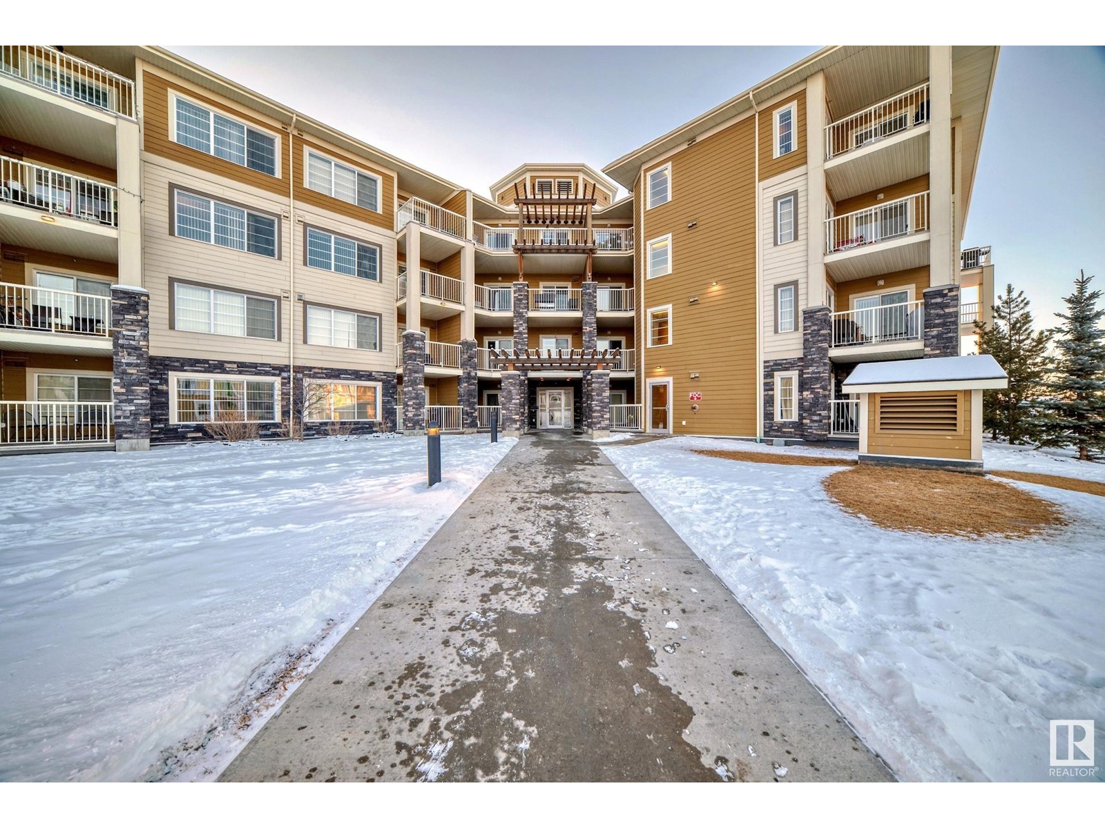 #205 3670 139 Av Nw, Edmonton, Alberta  T5Y 3N5 - Photo 2 - E4404791