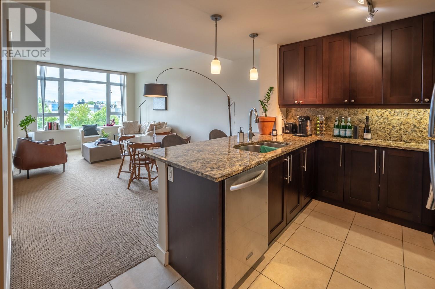 Property at 75 Martin Street Unit# 405 image 3