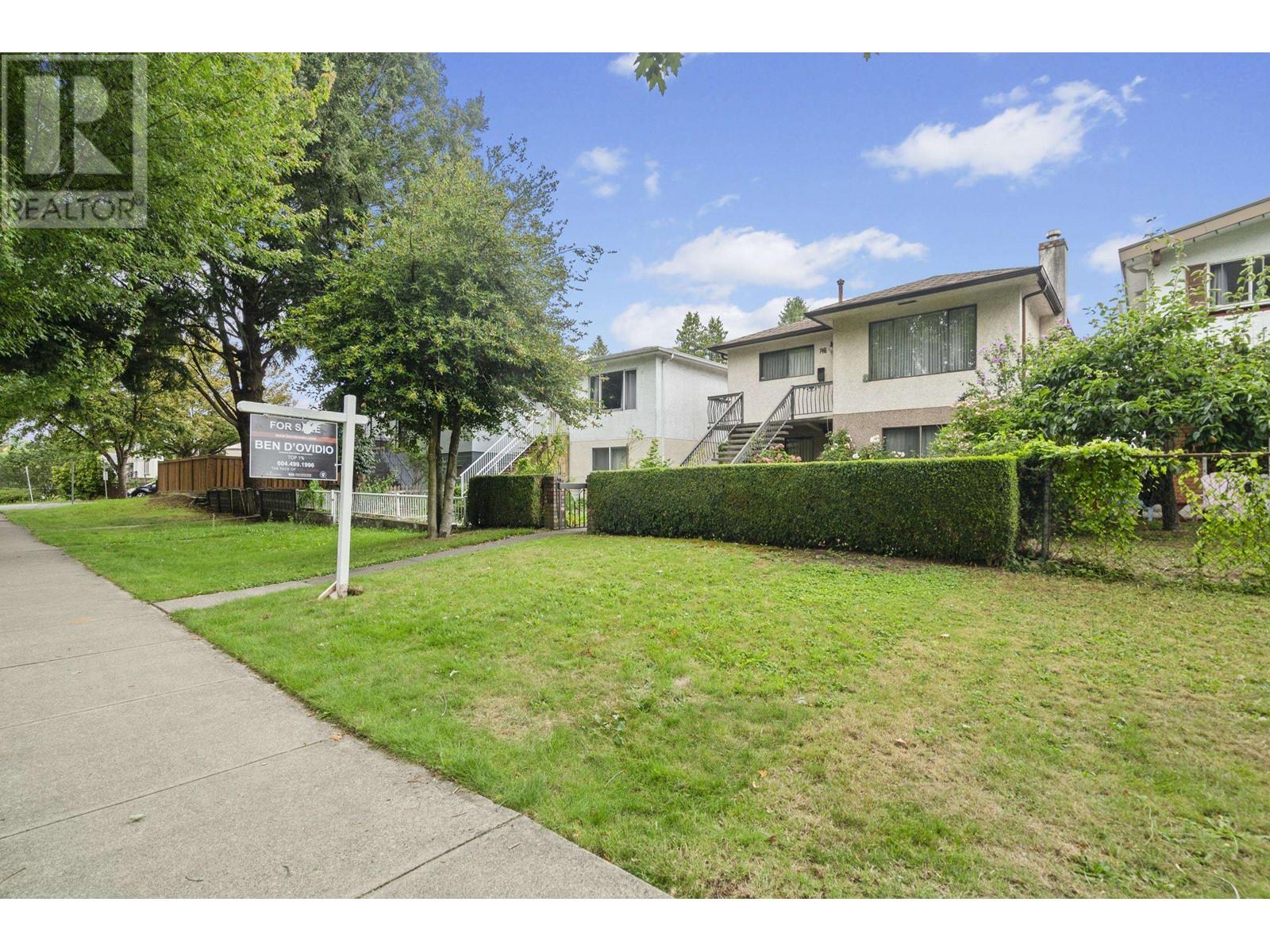 748 Rupert Street, Vancouver, British Columbia  V5K 4K9 - Photo 1 - R2920067