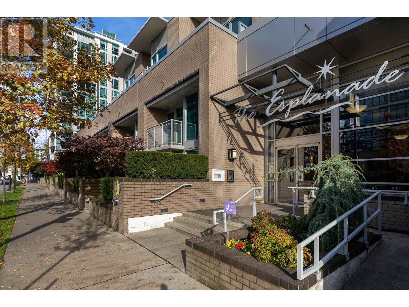 1601 188 E Esplanade Avenue, North Vancouver, British Columbia  V7L 4Y1 - Photo 3 - R2921098