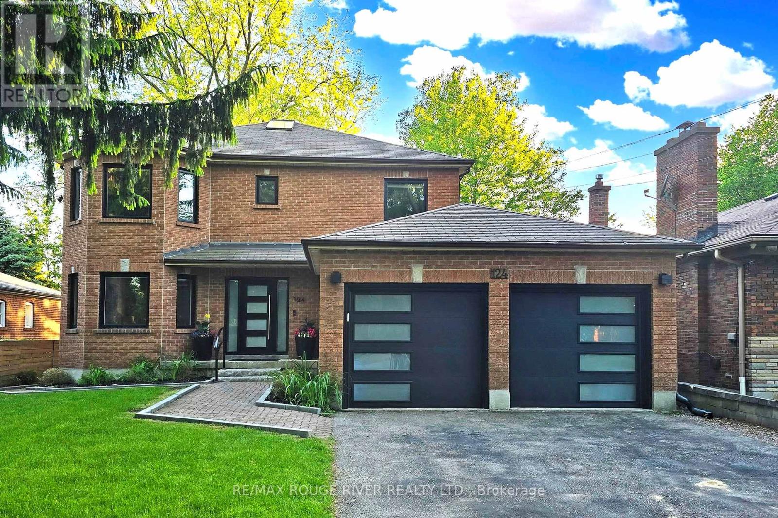 124 MANSE ROAD, toronto (west hill), Ontario