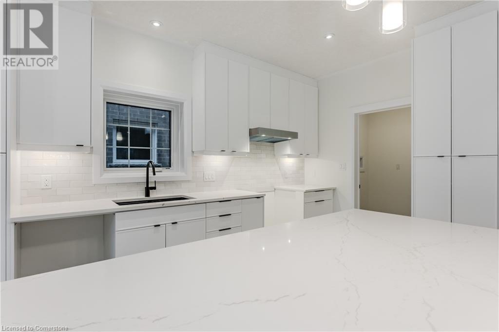 900 Nathalie Court Unit# Lot 15, Kitchener, Ontario  N2P 0C9 - Photo 16 - 40641133