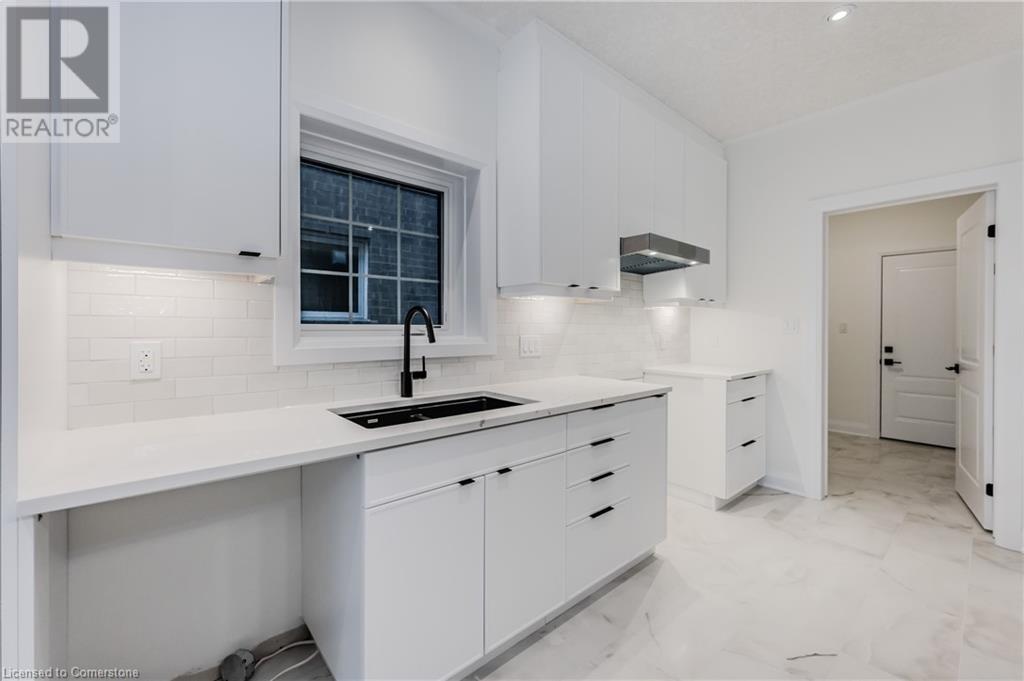 900 Nathalie Court Unit# Lot 15, Kitchener, Ontario  N2P 0C9 - Photo 17 - 40641133