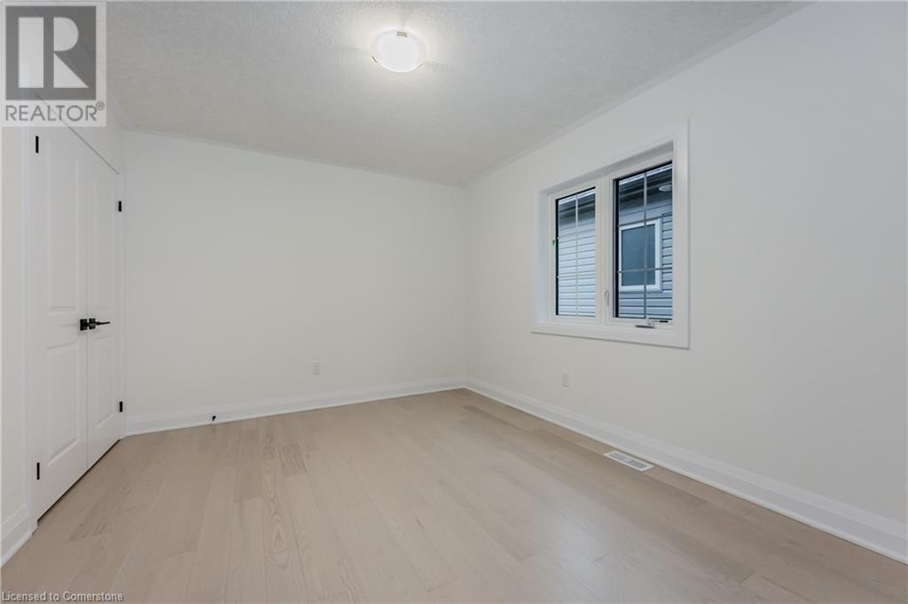 900 Nathalie Court Unit# Lot 15, Kitchener, Ontario  N2P 0C9 - Photo 32 - 40641133