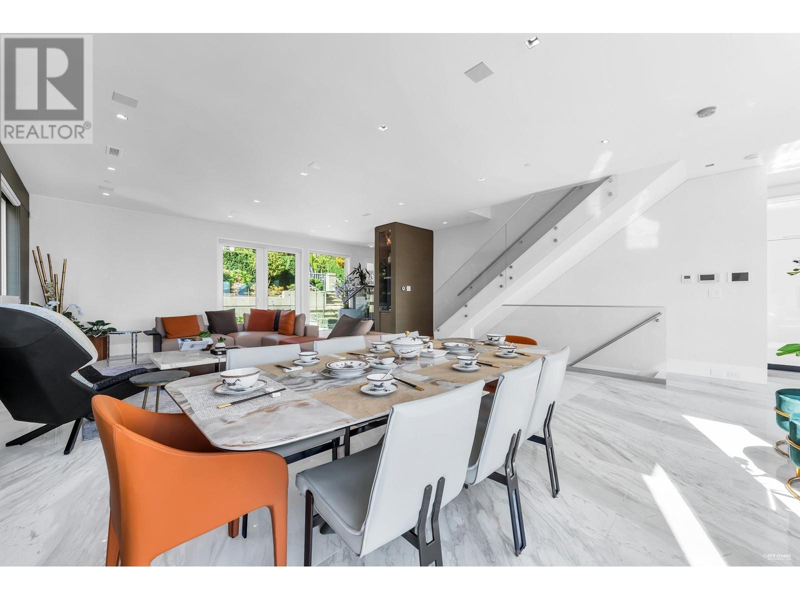 Listing Picture 4 of 31 : 4422 QUESNEL DRIVE, Vancouver / 溫哥華 - 魯藝地產 Yvonne Lu Group - MLS Medallion Club Member