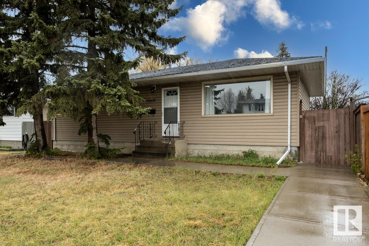 11608 134 AV NW, edmonton, Alberta