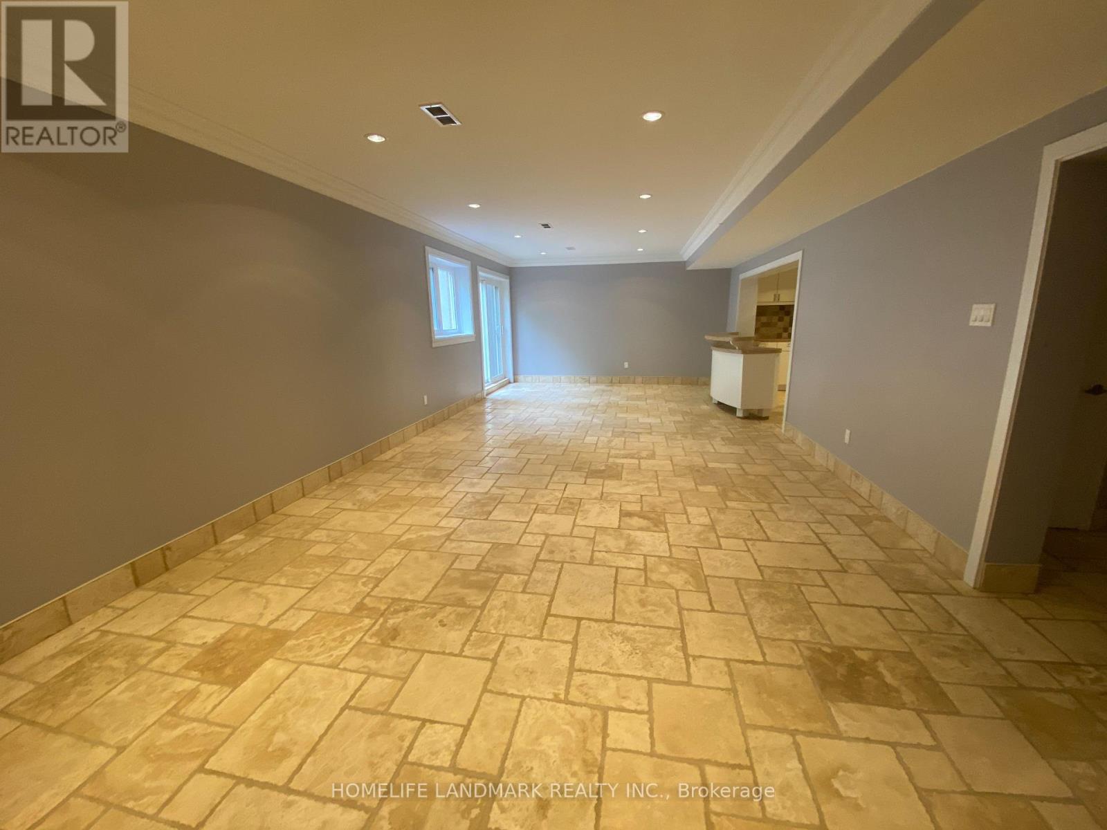 31 Chieftain Crescent, Toronto (St. Andrew-Windfields), Ontario  M2L 2H3 - Photo 34 - C9299868