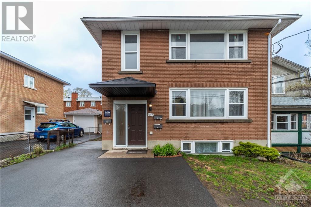 220 Compton AvenueOttawa, Ontario  K2B 5A9 - Photo 1 - X9517789