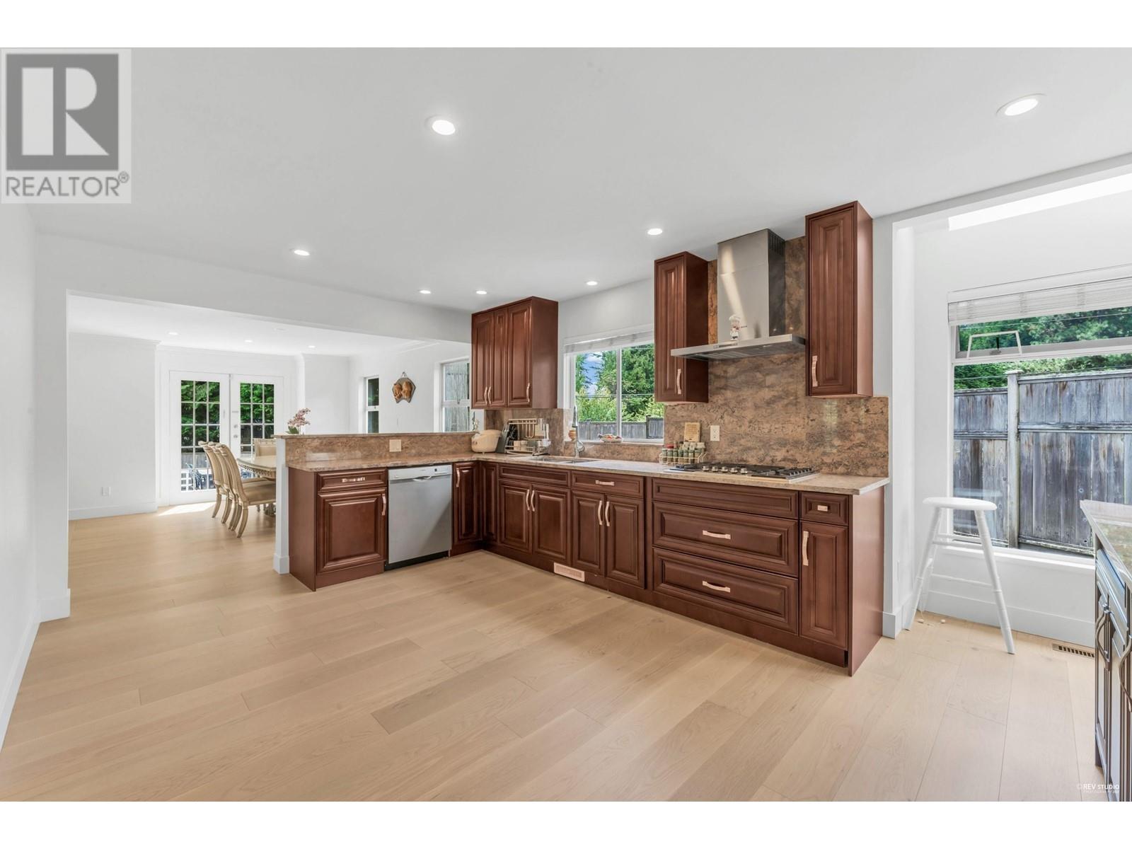 441 Inglewood Avenue, West Vancouver, British Columbia  V7T 1X2 - Photo 6 - R2920821