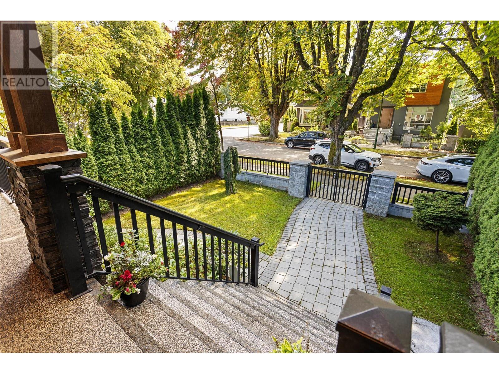 2811 W 12th Avenue, Vancouver, British Columbia  V6K 2R1 - Photo 4 - R2921376