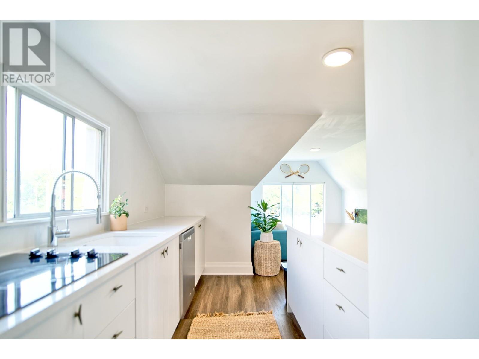 456 Gower Point Road, Gibsons, British Columbia  V0N 1V0 - Photo 14 - R2921415