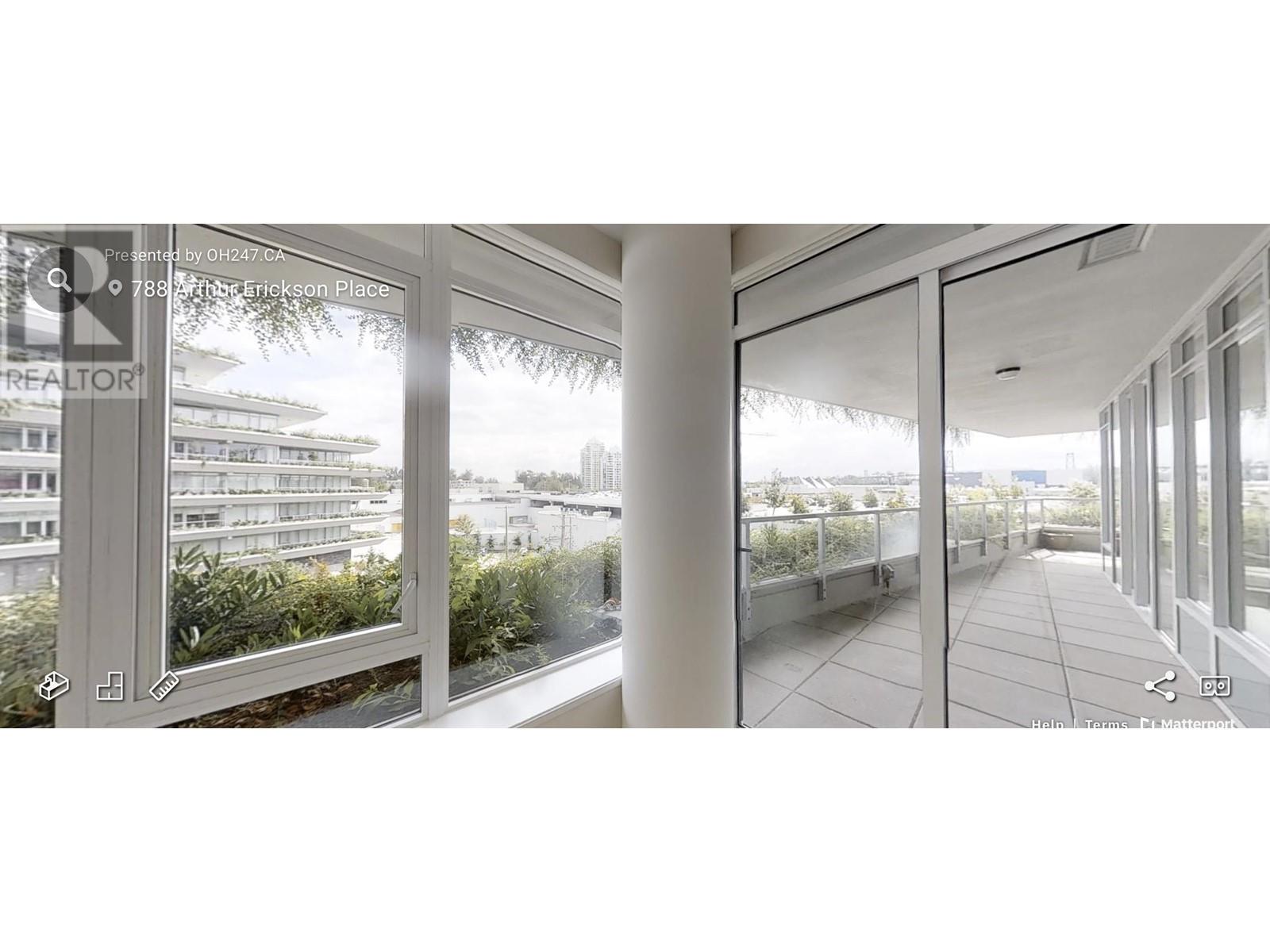 403 788 Arthur Erickson Place, West Vancouver, British Columbia  V7T 0B6 - Photo 13 - R2917812