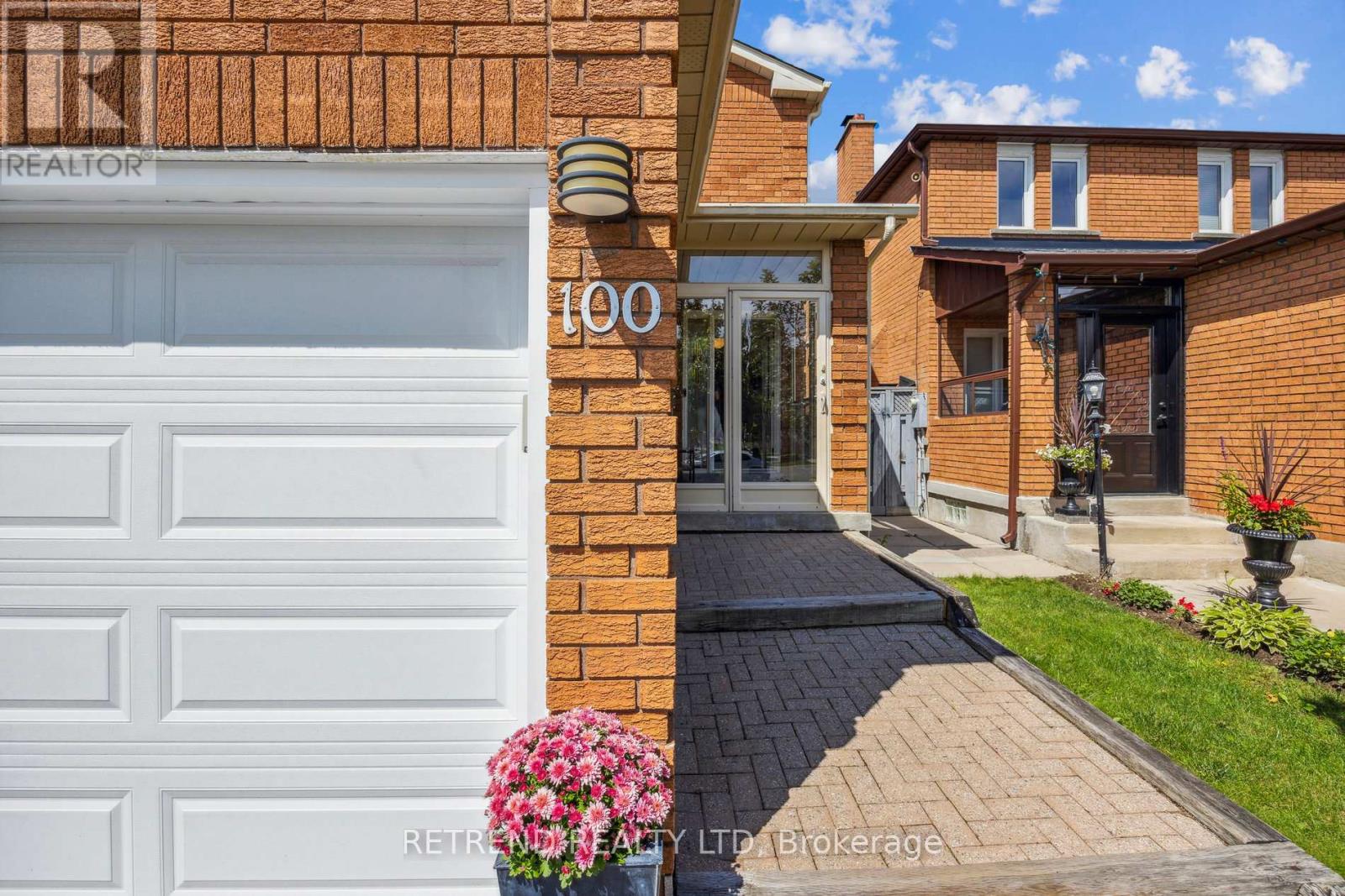 100 Chelwood Drive, Vaughan (Brownridge), Ontario  L4J 7H7 - Photo 2 - N9300040