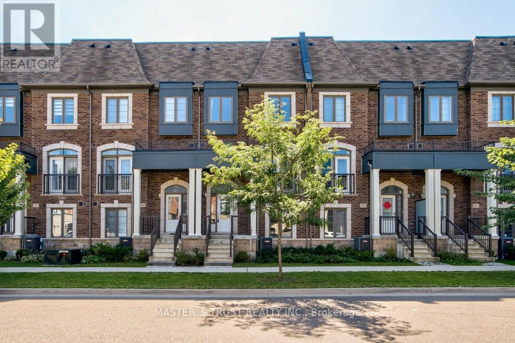 105 LICHFIELD ROAD, markham (unionville), Ontario