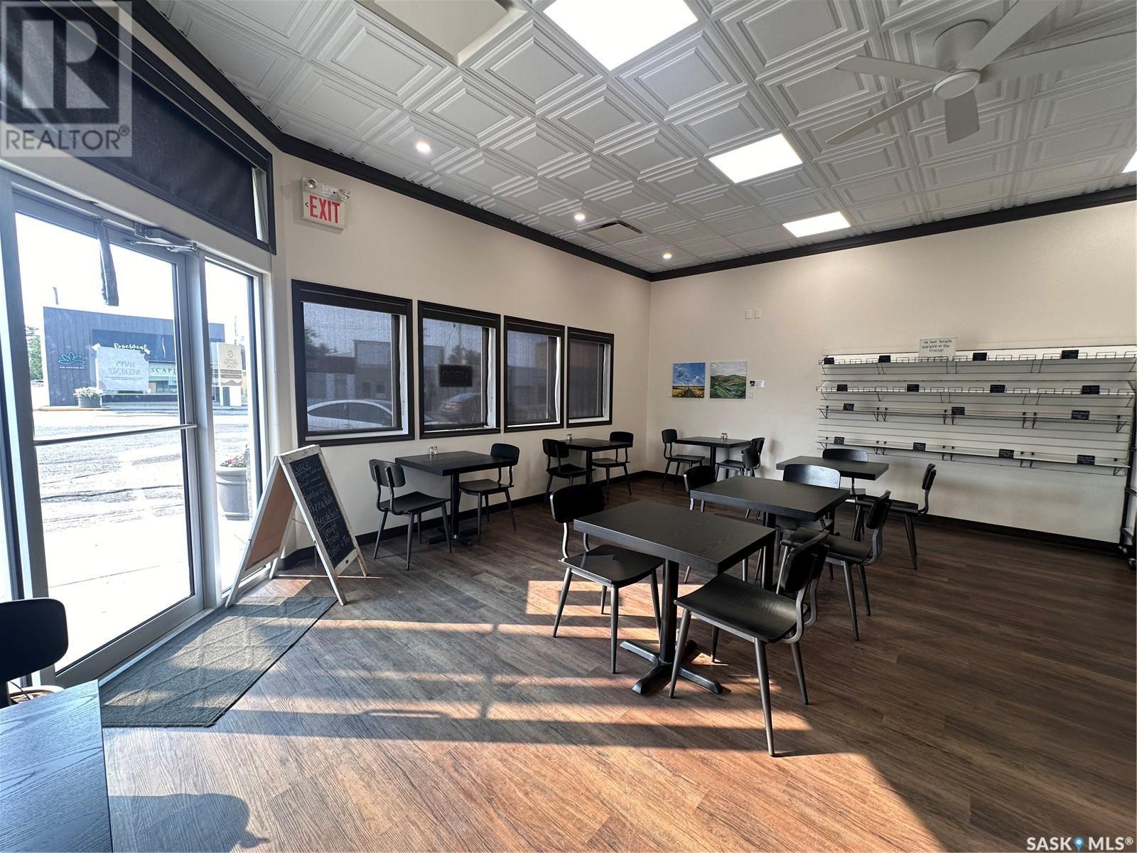 339 Centre Street, Assiniboia, Saskatchewan  S0H 0B0 - Photo 2 - SK982726