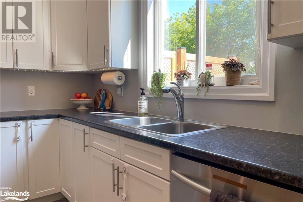 29 Garbutt Crescent, Collingwood, Ontario  L9Y 0H6 - Photo 6 - 40641617