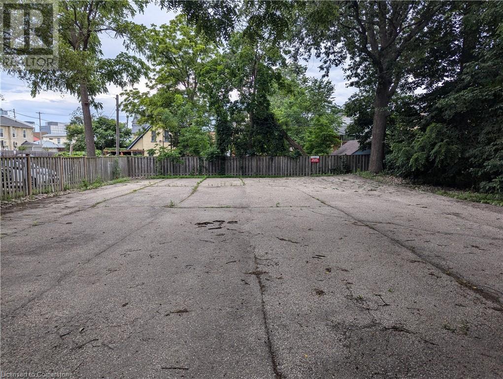 106 Young Street W, Kitchener, Ontario  N2H 4Z4 - Photo 35 - 40641418