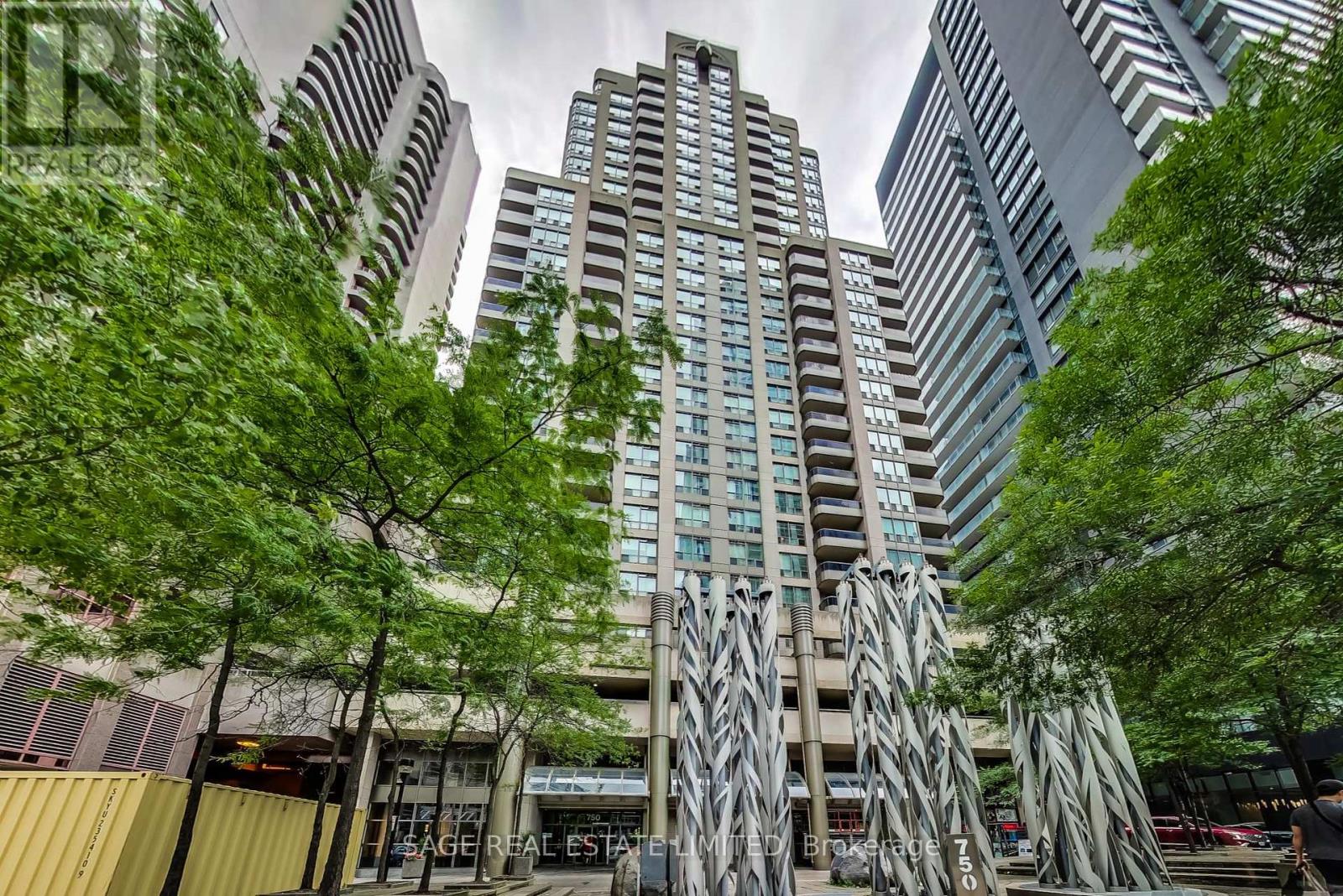 1005 - 750 Bay Street, Toronto (Bay Street Corridor), Ontario  M5G 1N6 - Photo 1 - C9300914