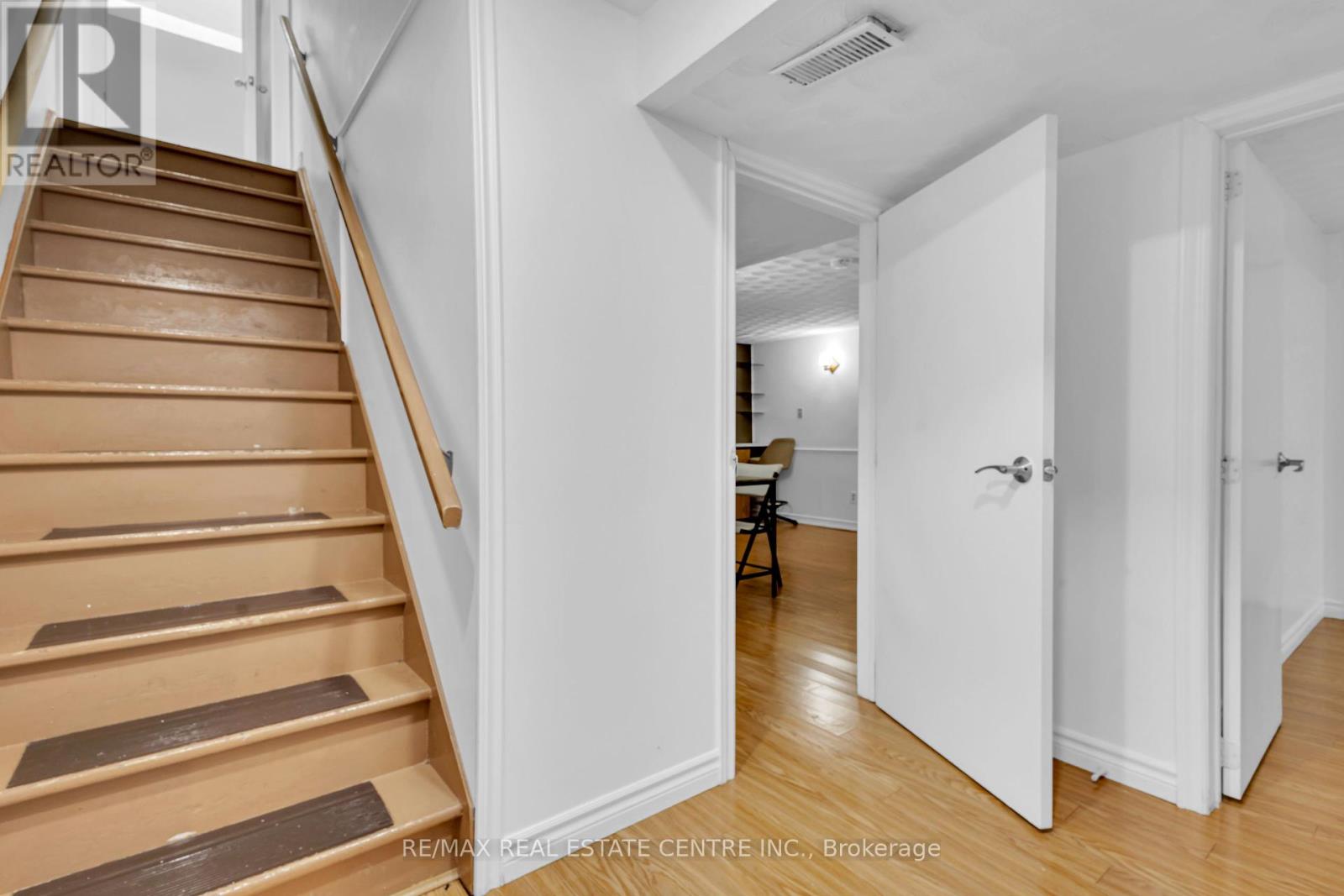 543 Glen Forrest Boulevard, Waterloo, Ontario  N2L 4J3 - Photo 26 - X9301513