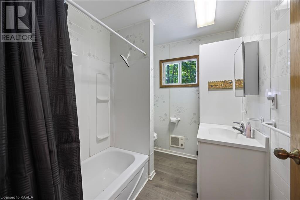 805 Burns Lane, Godfrey, Ontario  K0H 1T0 - Photo 13 - 40641938