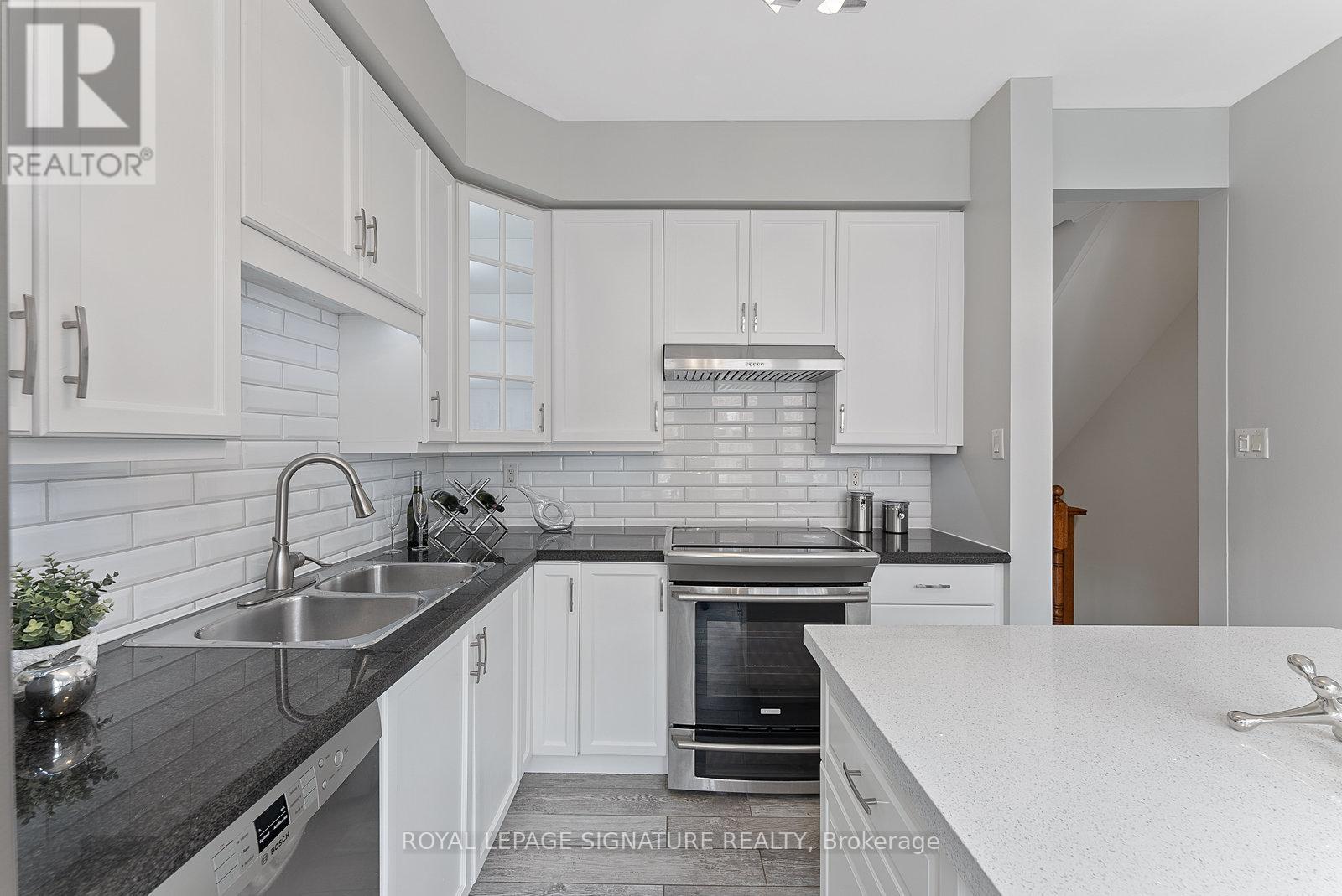 3 - 116 Evans Avenue, Toronto (Mimico), Ontario  M8Z 6C5 - Photo 8 - W9301847