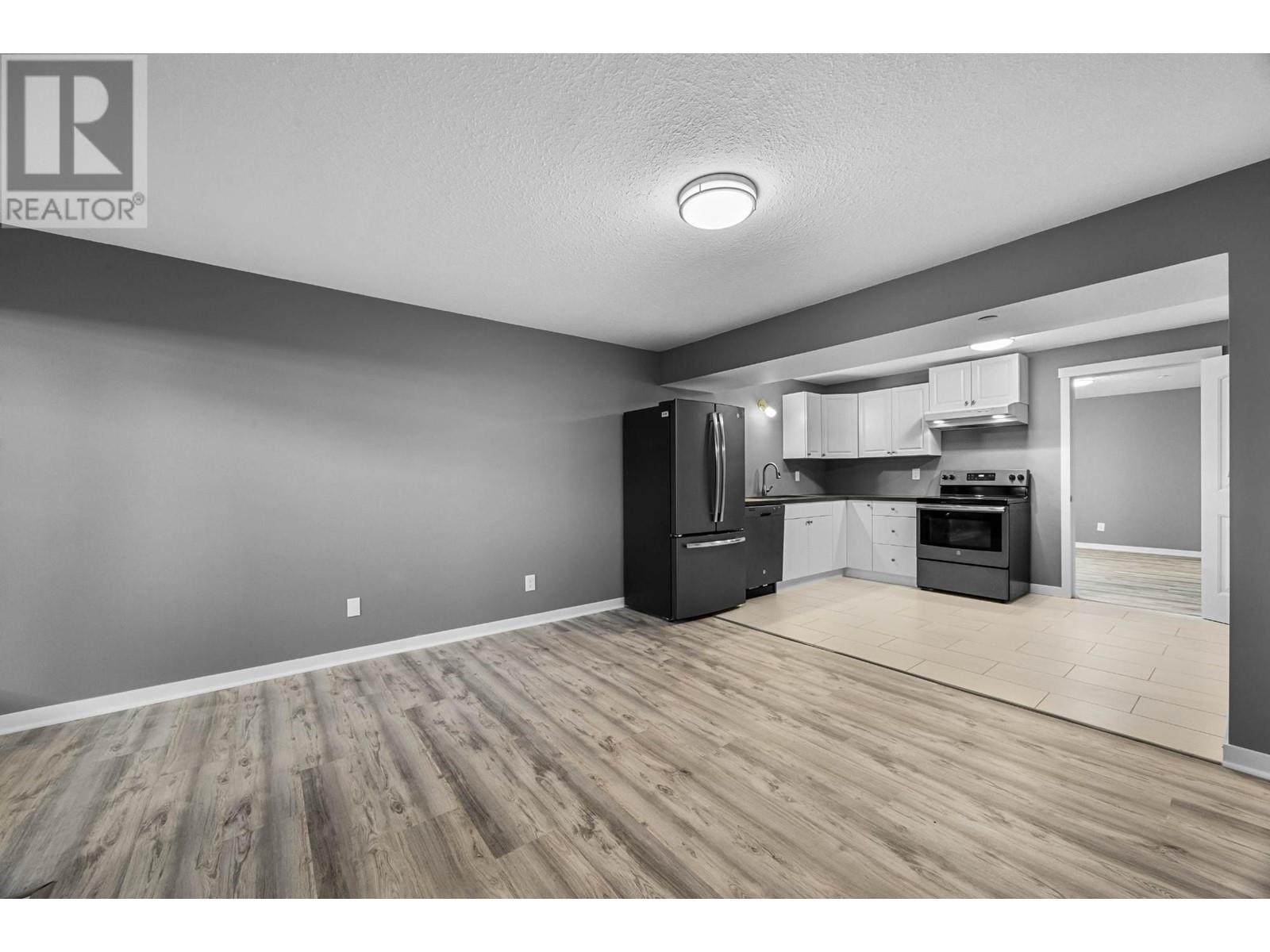 8960 Badger Drive, Kamloops, British Columbia  V2C 6V2 - Photo 27 - 180724