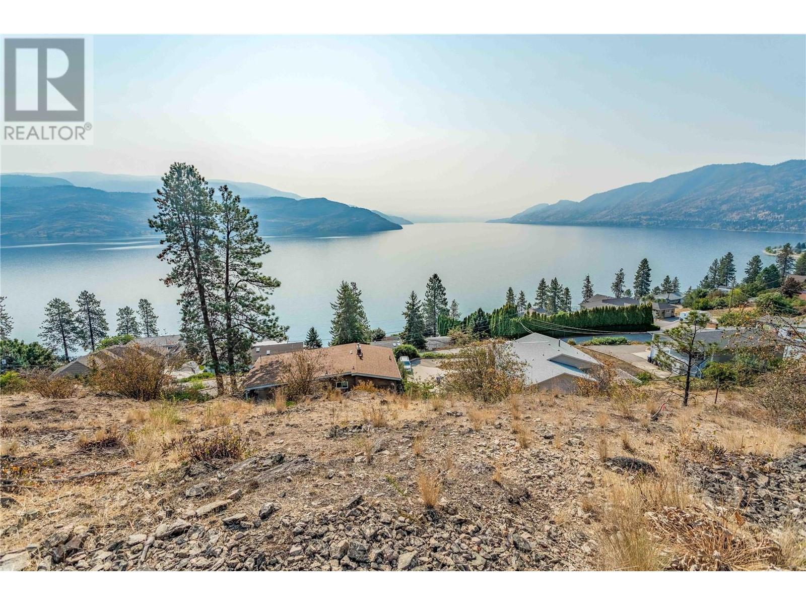 6341 Bulyea Avenue, Peachland, British Columbia  V0H 1X7 - Photo 10 - 10318352