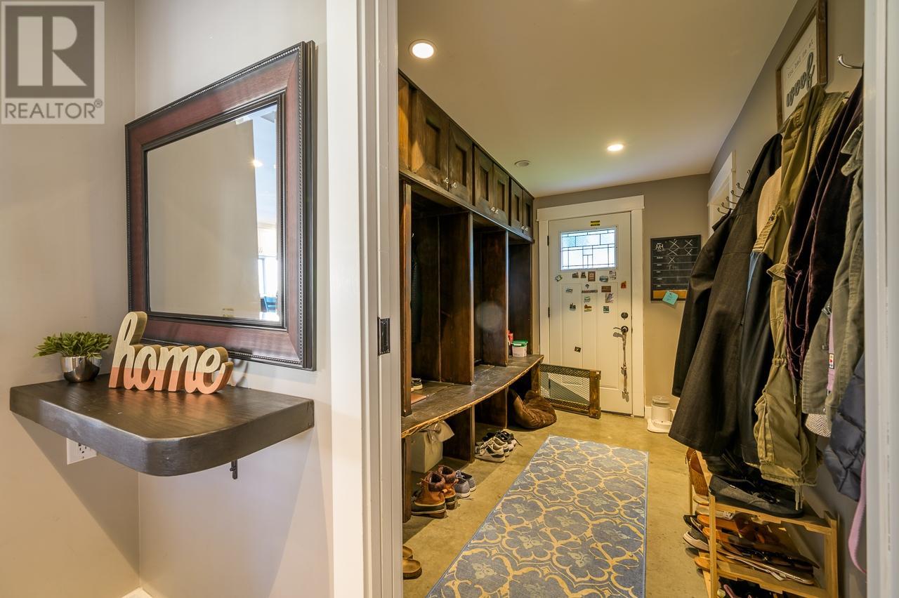 5050 Kipp Road, Kamloops, British Columbia   - Photo 5 - 180729