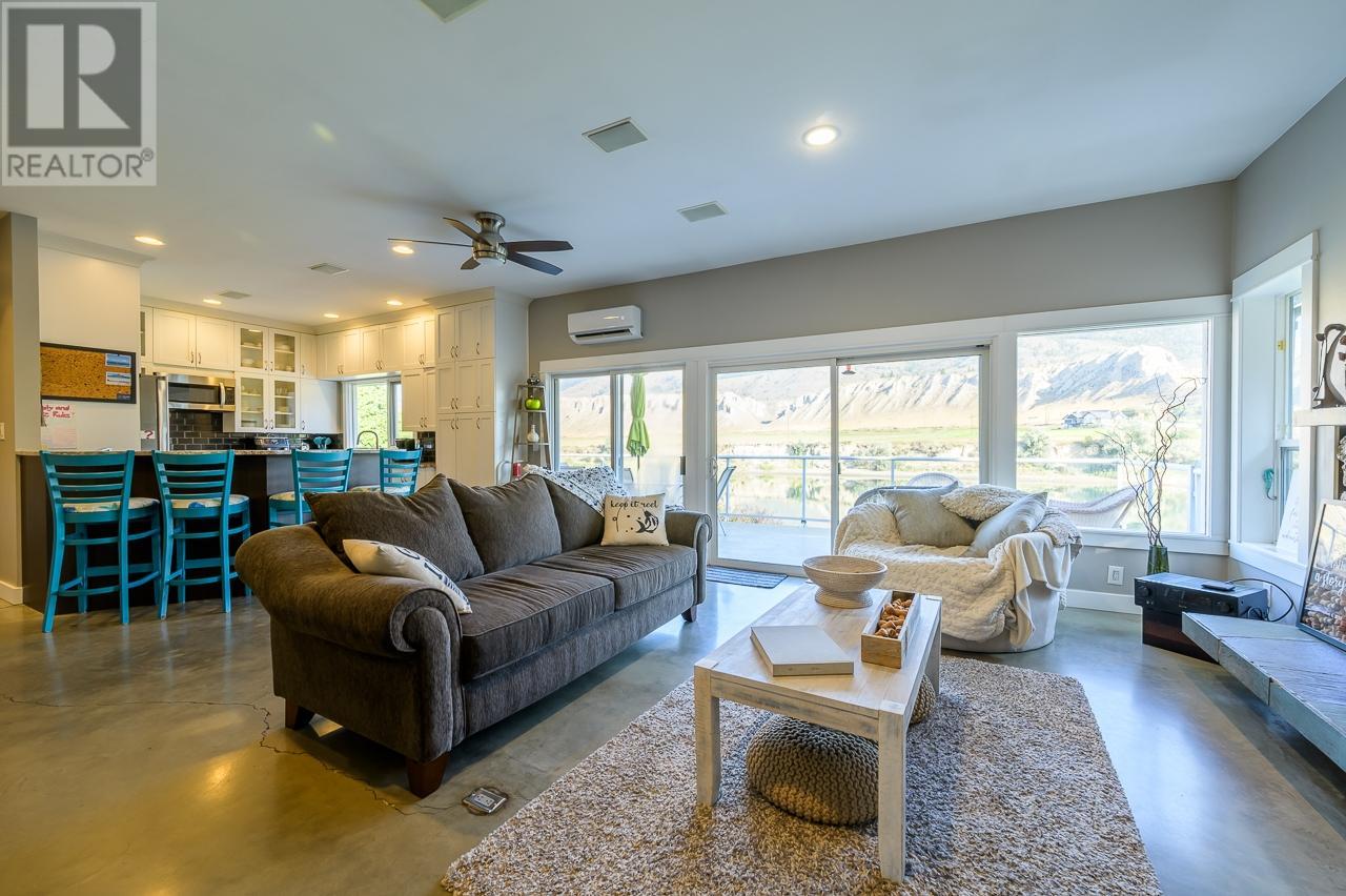 5050 Kipp Road, Kamloops, British Columbia   - Photo 9 - 180729