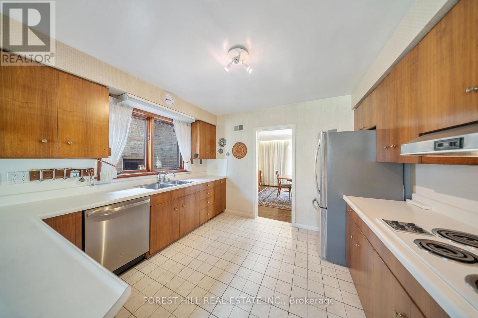 38 Hearthstone Crescent, Toronto (Westminster-Branson), Ontario  M2R 1G3 - Photo 16 - C9302178