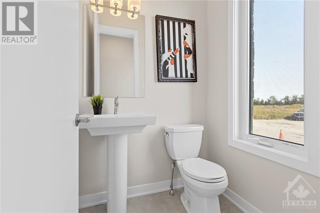 398 Peninsula RoadOttawa, Ontario  K2J 7M5 - Photo 3 - X9518203