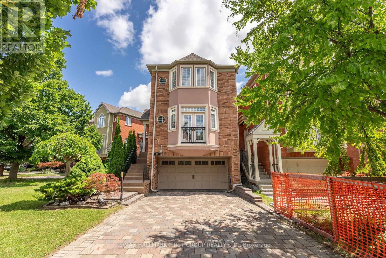 25 CRISPIN COURT, markham (buttonville), Ontario