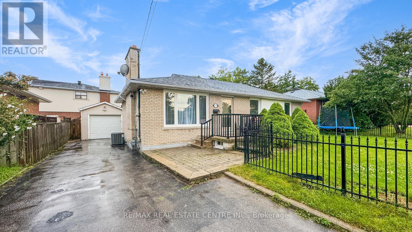 2518 Stillmeadow Road, Mississauga (Cooksville), Ontario  L5B 1X7 - Photo 3 - W9302645