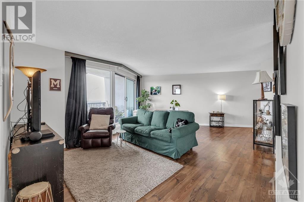 1380 PRINCE OF WALES DRIVE UNIT#1402 Ottawa