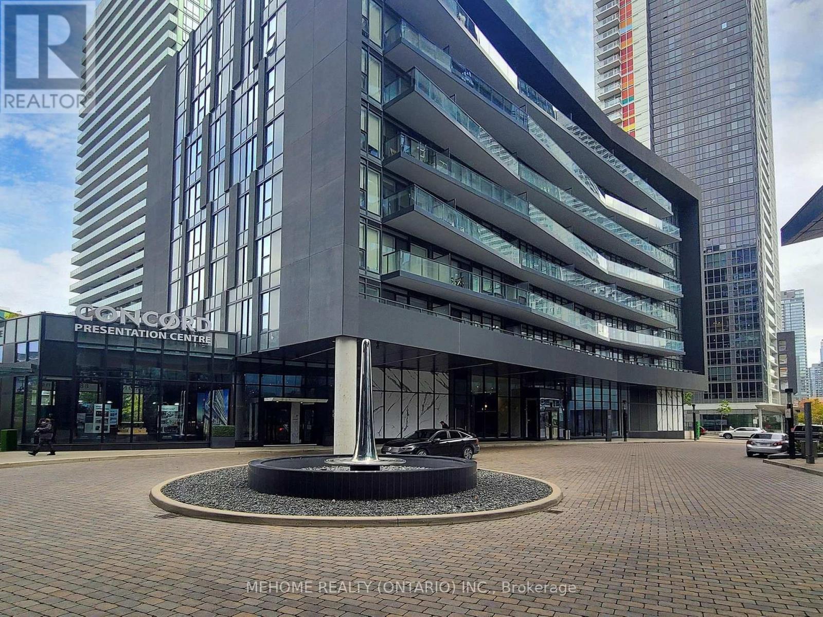 902 - 70 Queens Wharf Road, Toronto (Waterfront Communities), Ontario  M5V 0J2 - Photo 3 - C9298294