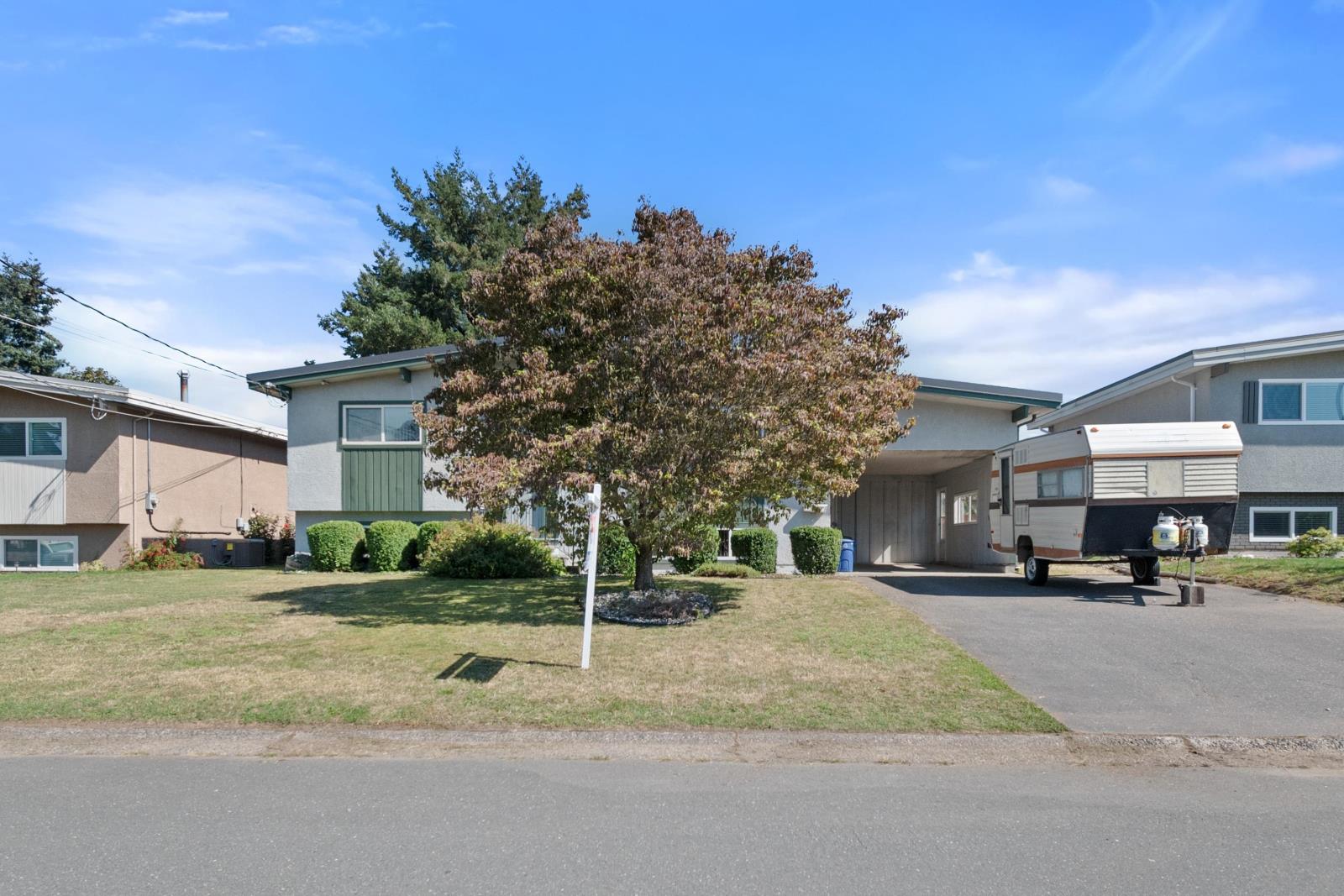 6306 Lanark Street, Chilliwack, British Columbia  V2R 2M7 - Photo 2 - R2921737