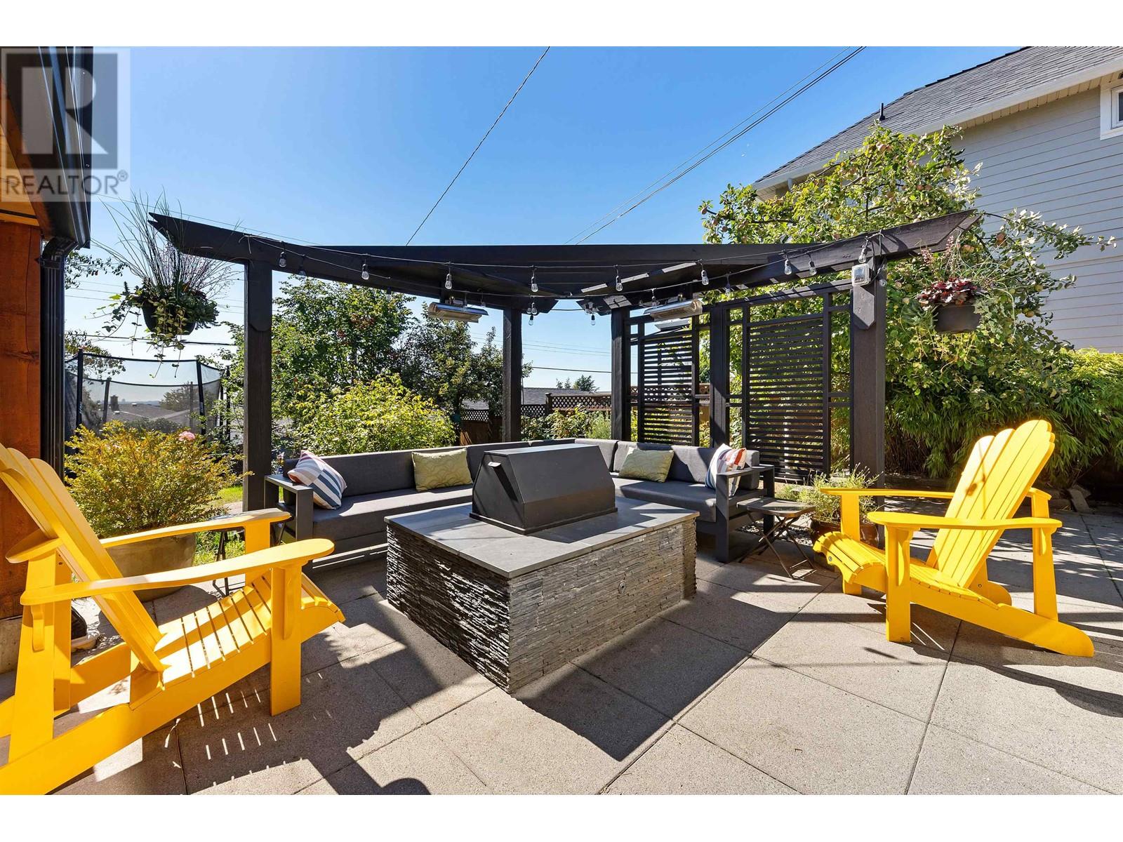 747 E 6th Street, North Vancouver, British Columbia V7L 1R5 - Photo 6 - R2921638