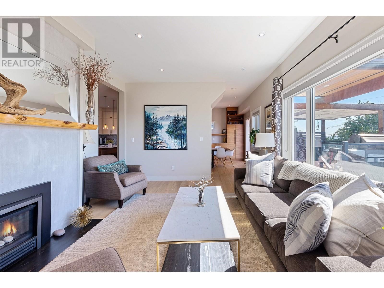 747 E 6th Street, North Vancouver, British Columbia V7L 1R5 - Photo 15 - R2921638