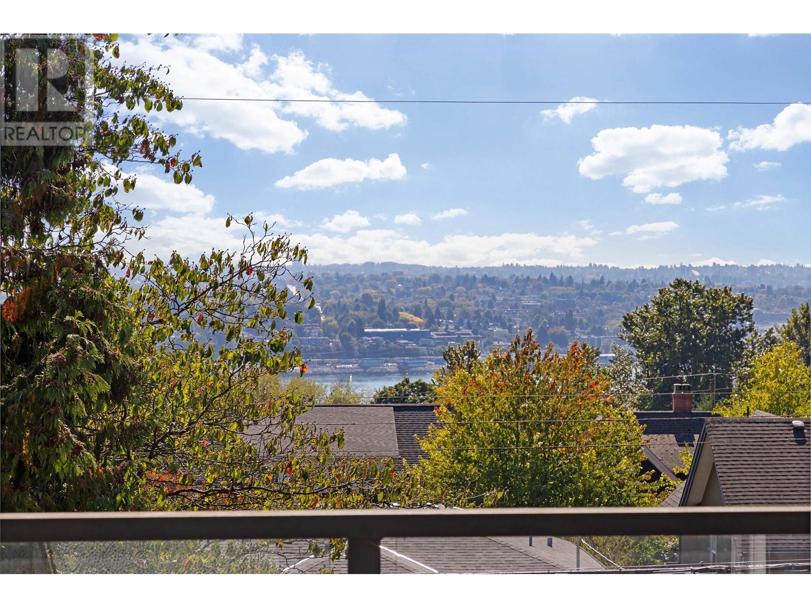 747 E 6th Street, North Vancouver, British Columbia V7L 1R5 - Photo 36 - R2921638